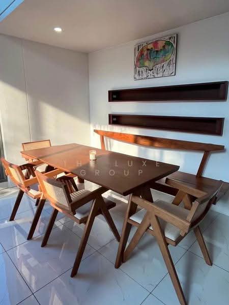 Siamese Thirty Nine, Bangkok, 68 Soi Sukhumvit 39, Sukhumvit Road, Khlong Tan Nua, Watthana, Bangkok, 3 Bedrooms, 136 sqm, Condo For Rent, by The Luxe Group, 500547859 - DDproperty.com