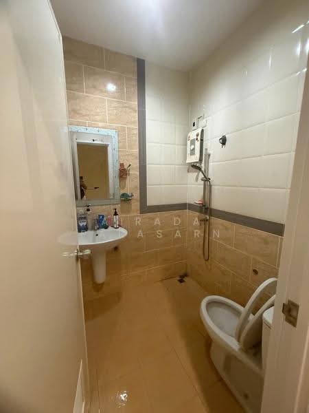 Golden Town 2 Onnut-Pattanakarn, Bangkok, 189 Soi On Nut 65 Yaek 14, Prawet, Bangkok, 4 Bedrooms, 120 sqm, Townhouse For Rent, by Airada Parasarn, 500547870 - DDproperty.com