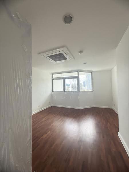 La Cascade, Bangkok, Eakamai, Khlong Tan Nua, Watthana, Bangkok, 4 Bedrooms, 362 sqm, Condo For Rent, by The Luxe Group, 500547911 - DDproperty.com