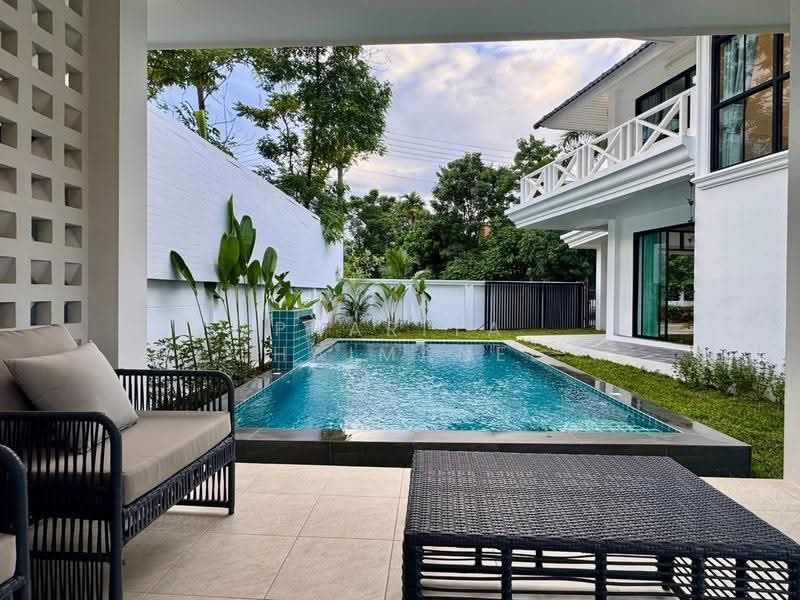 Pool Villa House, Chiang Mai, Mae Hia, Muang Chiang Mai, Chiang Mai, 5 Bedrooms, 330 sqm, Villa For Sale, by Pharita Chaimanee, 500547929 - DDproperty.com