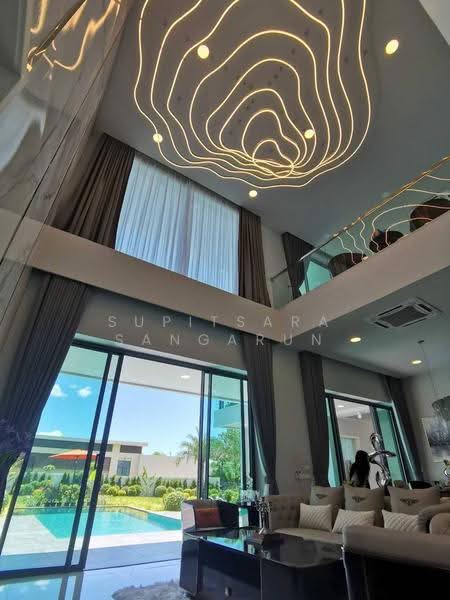 6-BR Villa, Chon Buri (Pattaya), Poong, Bang Lamung (Pattaya), Chon Buri (Pattaya), 6 Bedrooms, 540 sqm, Villa For Rent, by Supitsara Sangarun, 500547931 - DDproperty.com