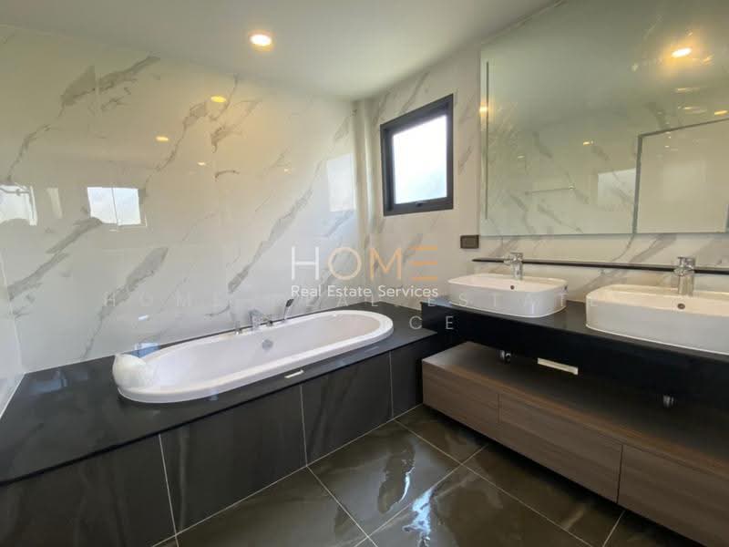 The City Sukhumvit-Onnut, Bangkok, 588/2 Soi On Nut 70/1, Prawet, Bangkok, 4 Bedrooms, 252 sqm, Single Detached House For Rent, by HOME Real Estate Service, 500547986 - DDproperty.com