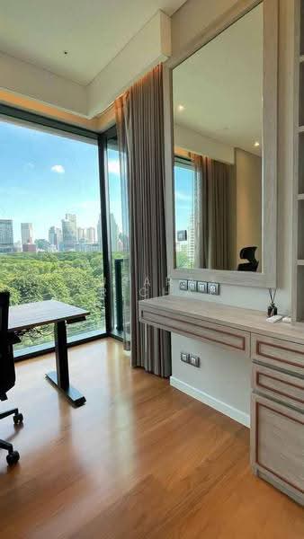 Sindhorn Tonson, Bangkok, 89 Soi Tonson Sarasin Road, Lumphini, Pathum Wan, Bangkok, 2 Bedrooms, 106 sqm, Condo For Rent, by Jurarat Srichat, 500548006 - DDproperty.com