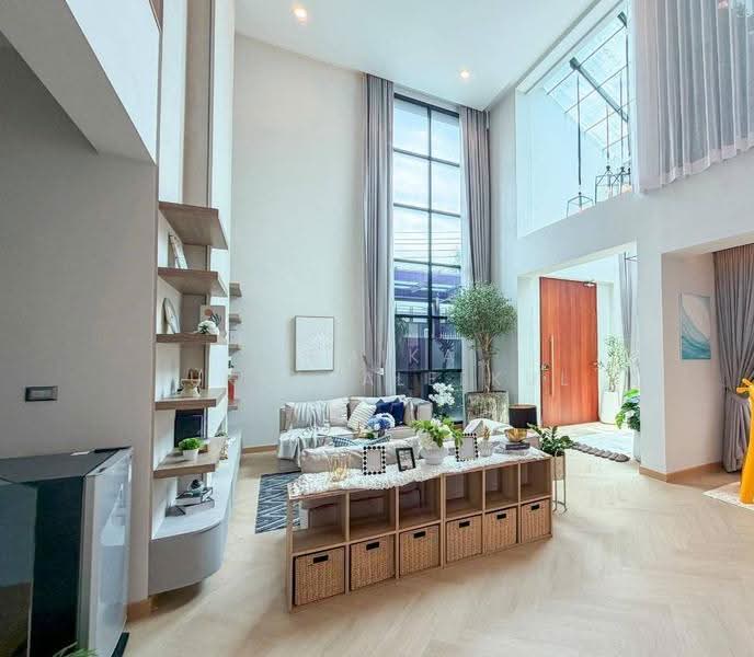 4-BR Villa, Bangkok, Khlong Tan Nua, Watthana, Bangkok, 4 Bedrooms, 736 sqm, Villa For Sale, by Pemika Aukkaraleekul, 500548043 - DDproperty.com
