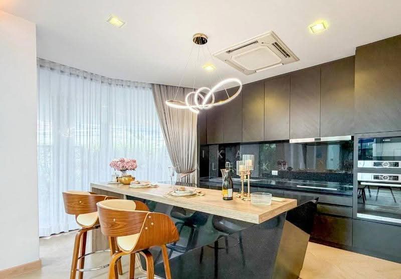 4-BR Villa, Bangkok, Khlong Tan Nua, Watthana, Bangkok, 4 Bedrooms, 736 sqm, Villa For Sale, by Pemika Aukkaraleekul, 500548043 - DDproperty.com