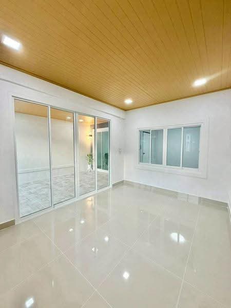 Baan Phrueksa 3 Bang Bua Thong : บ้านพฤกษา 3 บางบัวทอง , นนทบุรี, ซอยหมู่บ้านพฤกษา3, บางคูรัด, บางบัวทอง, นนทบุรี, 75 ตร.ม., Townhouse ขาย, โดย Connex Property, 500548046 - DDproperty.com
