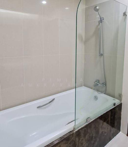 The Prime 11, Bangkok, 29 Soi Sukhumvit 11, Khlongtoei Nua, Watthana, Bangkok, 1 Bedroom, 46 sqm, Condo For Sale, by Pemika Aukkaraleekul, 500548089 - DDproperty.com