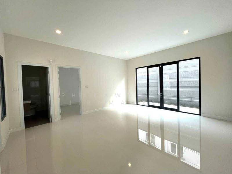 undefined, Bangkok, Tha Rang, Bang Khen, Bangkok, 4 Bedrooms, 233 sqm, Townhouse For Sale, by Phakawadee Jiramanee, 500548144 - DDproperty.com