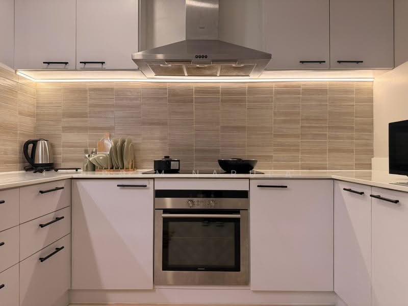 The Height, Bangkok, Soi Sukhumvit 55, Khlong Tan Nua, Watthana, Bangkok, 3 Bedrooms, 165 sqm, Condo For Sale, by Prem Narula, 500548193 - DDproperty.com