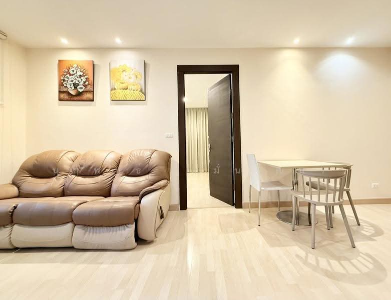 Rhythm Ratchada, Bangkok, 558 Ratchadaphisek Road, Samsen Nok, Huai Khwang, Bangkok, 2 Bedrooms, 72 sqm, Condo For Sale, by Narupon Jongmanwattana, 500548196 - DDproperty.com