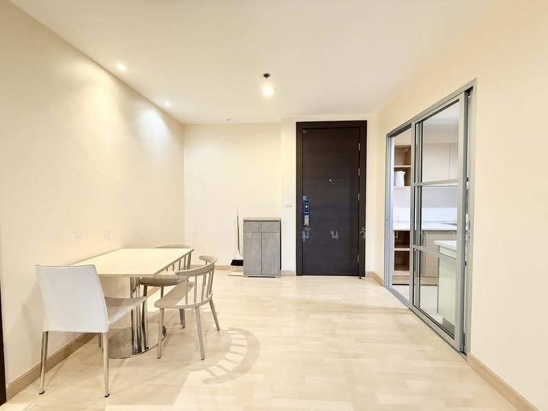 Rhythm Ratchada, Bangkok, 558 Ratchadaphisek Road, Samsen Nok, Huai Khwang, Bangkok, 2 Bedrooms, 72 sqm, Condo For Sale, by Narupon Jongmanwattana, 500548196 - DDproperty.com