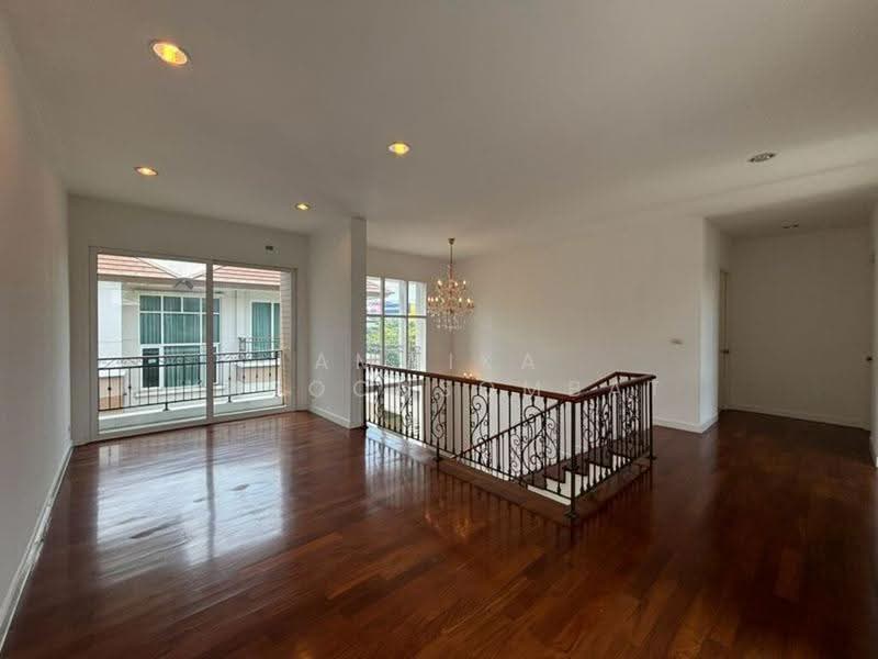 Icon Pinklao, Bangkok, 178 Phutthamonthon Sai 2, Sala Thammasop, Thawi Watthana, Bangkok, 3 Bedrooms, 460 sqm, Single Detached House For Sale, by Uptown Assets Co., Ltd, 500548221 - DDproperty.com
