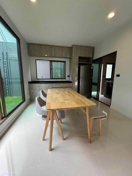 Burasiri Krungthep Kreetha, Bangkok, 95 Soi Pracha Ruam Chai, Hua Mak, Bang Kapi, Bangkok, 4 Bedrooms, 196 sqm, Single Detached House For Rent, by Khun Jane, 500548223 - DDproperty.com