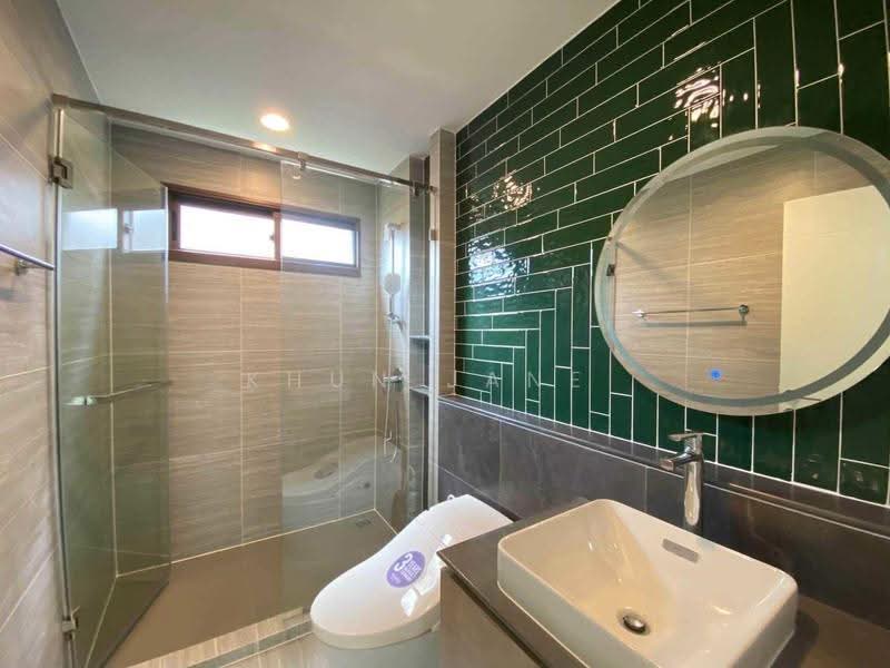 Burasiri Krungthep Kreetha, Bangkok, 95 Soi Pracha Ruam Chai, Hua Mak, Bang Kapi, Bangkok, 4 Bedrooms, 196 sqm, Single Detached House For Rent, by Khun Jane, 500548223 - DDproperty.com