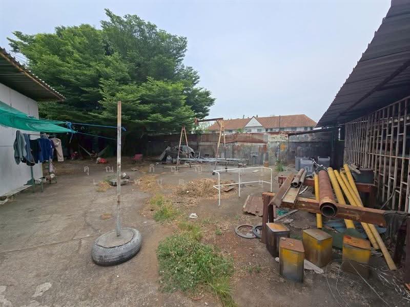 ที่ดินพร้อมโกดัง 1 ไร่ 100 ตร.ว. ซอยเฉลิมพระเกียรติ ร.9 ซอย30, กรุงเทพ, ถนนเลิมพระเกียรติ ร.9, บางจาก, พระโขนง, กรุงเทพ, 2,000 ตร.ม., ที่ดิน ขาย, โดย คุณ ภิญญาลักษณ์ เทพบุตร (ยุ้ย), 500548227 - DDproperty.com