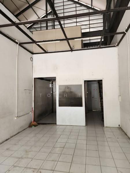 พื้นที่ให้เช่า ประชาอุทิศ พลับพลา ห้วยขวาง : Space for rent, Pracha Uthit, Phlapphla, Huai Khwang, Bangkok, ศรีวรา, Phlapphla, Wang Thonglang, Bangkok, , 56 sqm, Retail Space For Rent, by TOAH T., 500548234 - DDproperty.com