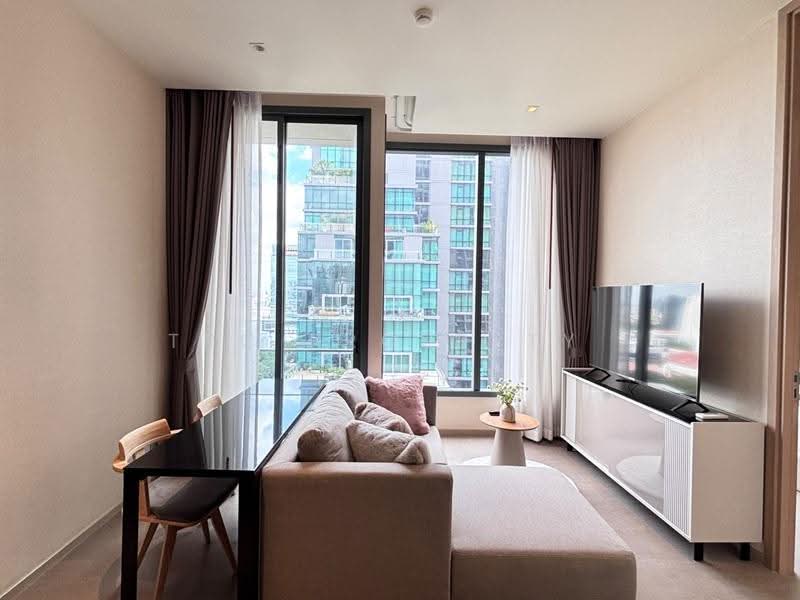 The Esse Asoke, Bangkok, 333 Soi Sukhumvit 21, Sukhumvit Road, Khlongtoei Nua, Watthana, Bangkok, 1 Bedroom, 45 sqm, Condo For Rent, by TRC Property, 500548239 - DDproperty.com