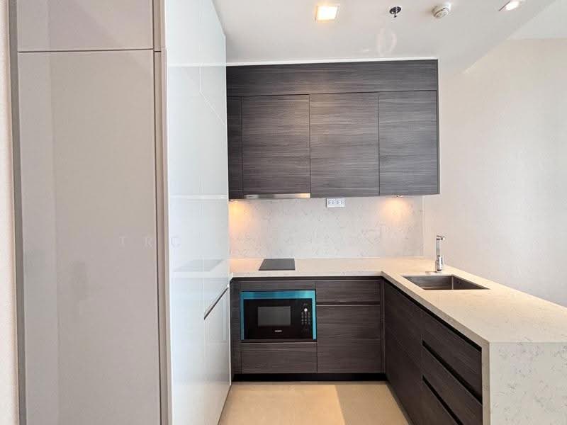 The Esse Asoke, Bangkok, 333 Soi Sukhumvit 21, Sukhumvit Road, Khlongtoei Nua, Watthana, Bangkok, 1 Bedroom, 45 sqm, Condo For Rent, by TRC Property, 500548239 - DDproperty.com