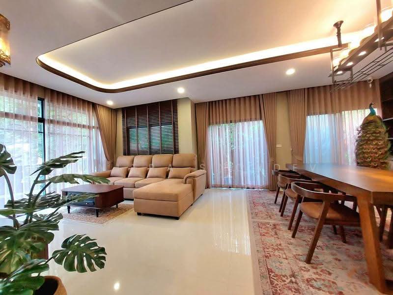 Grand Britania Rama 9-Krungthep Kreetha : แกรนด์ บริทาเนีย พระราม 9-กรุงเทพกรีฑา, กรุงเทพ, ถนนพัฒนาชนบท 3, คลองสองต้นนุ่น, ลาดกระบัง, กรุงเทพ, 215 ตร.ม., บ้านเดี่ยว ให้เช่า, โดย Sunitra Sachdev, 500548281 - DDproperty.com