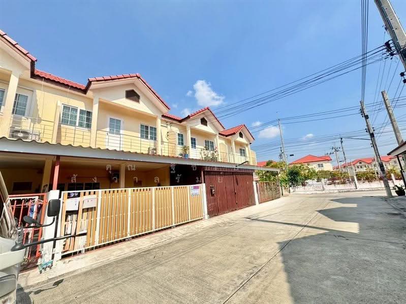 เฟื่องฟ้าวิลล่า19 เฟส2 ( FuangFa Villa19 Phase2 ), สมุทรปราการ, ถนนศรีนครินทร์, บางเมือง, เมืองสมุทรปราการ, สมุทรปราการ, 120 ตร.ม., Townhouse ขาย, โดย คุณ ฐิชาปัณณ์ สังวาลรัมย์ (ปูน), 500548284 - DDproperty.com