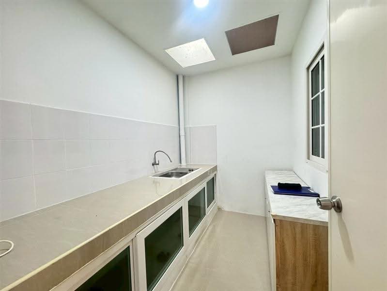 เฟื่องฟ้าวิลล่า19 เฟส2 ( FuangFa Villa19 Phase2 ), Samut Prakan, ถนนศรีนครินทร์, Bang Mueng, Muang Samut Prakarn, Samut Prakan, 4 Bedrooms, 120 sqm, Townhouse For Sale, by คุณ ฐิชาปัณณ์ สังวาลรัมย์ (ปูน), 500548284 - DDproperty.com