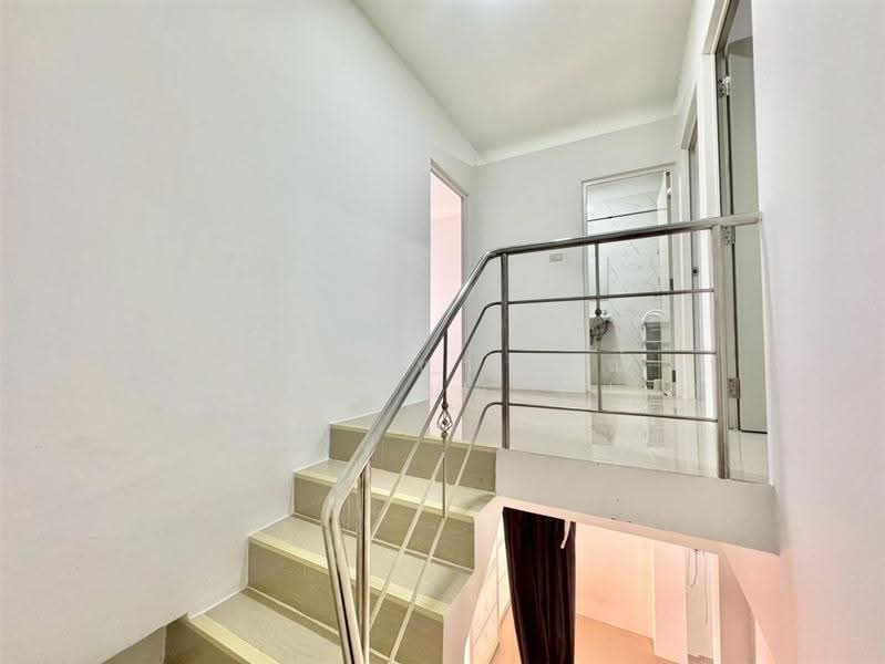 เฟื่องฟ้าวิลล่า19 เฟส2 ( FuangFa Villa19 Phase2 ), สมุทรปราการ, ถนนศรีนครินทร์, บางเมือง, เมืองสมุทรปราการ, สมุทรปราการ, 120 ตร.ม., Townhouse ขาย, โดย คุณ ฐิชาปัณณ์ สังวาลรัมย์ (ปูน), 500548284 - DDproperty.com