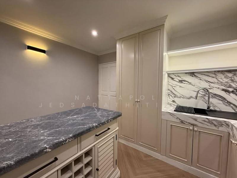 Top View Tower, Bangkok, Soi Sukhumvit 59, Khlong Tan Nua, Watthana, Bangkok, 3 Bedrooms, 120 sqm, Condo For Sale, by Nattapol Jedsadathitikul, 500548304 - DDproperty.com