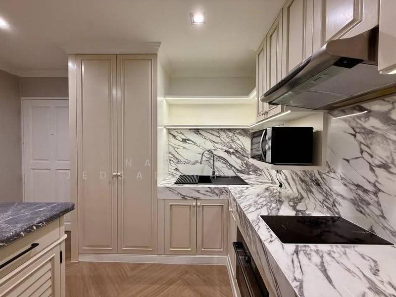 Top View Tower, Bangkok, Soi Sukhumvit 59, Khlong Tan Nua, Watthana, Bangkok, 3 Bedrooms, 120 sqm, Condo For Sale, by Nattapol Jedsadathitikul, 500548304 - DDproperty.com