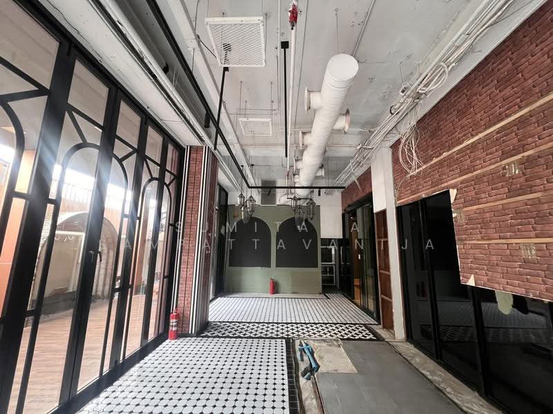 Space for rent Phrom Phong, Sukhumvit, Bangkok, Khlong Tan Nua, Watthana, Bangkok, , 87 sqm, Retail Space For Rent, by Sumitara Sampattavanija, 500548334 - DDproperty.com