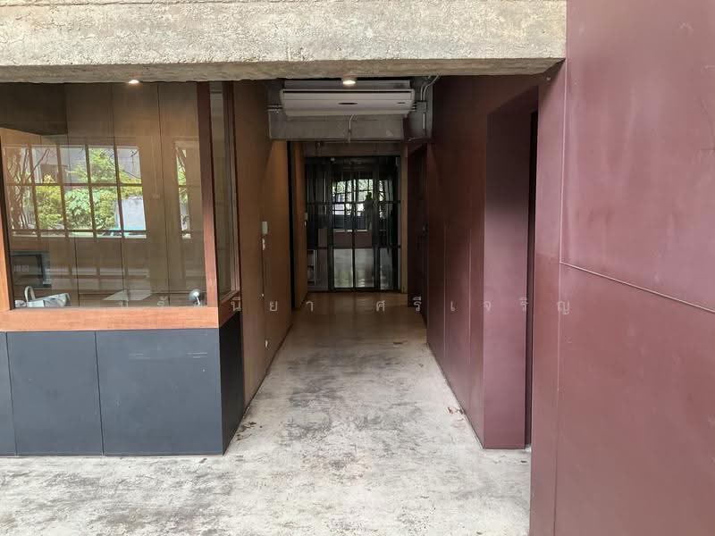 Home Office, Bangkok, ศรีวรา, Phlapphla, Wang Thonglang, Bangkok, , 1,600 sqm, Office Space For Sale, by ปรัศนียา ศรีเจริญ, 500548437 - DDproperty.com