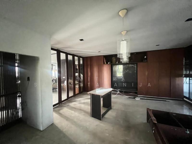 Building for rent Town In Town, Bangkok, Wang Thonglang, Bangkok, , 1,580 sqm, Shophouse For Rent, by Sumitara Sampattavanija, 500548441 - DDproperty.com