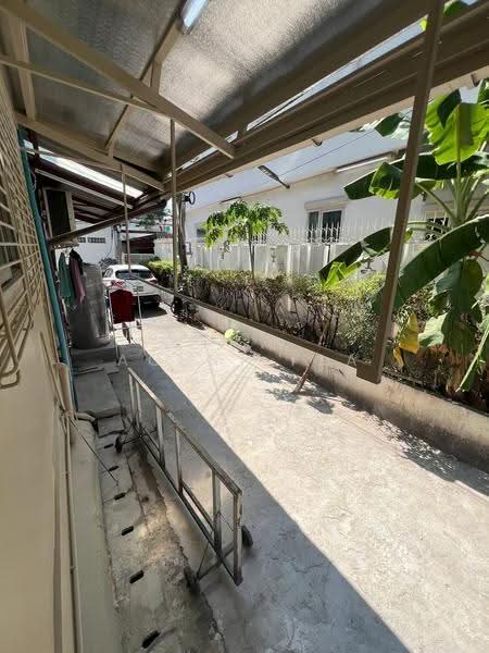4-Story Home Office for Rent on Thawimit Road, near Central Rama 9 (SPSAD4166), Bangkok, Huai Khwang, Huai Khwang, Bangkok, , 360 sqm, Shophouse For Rent, by Agent Pla, 500548447 - DDproperty.com