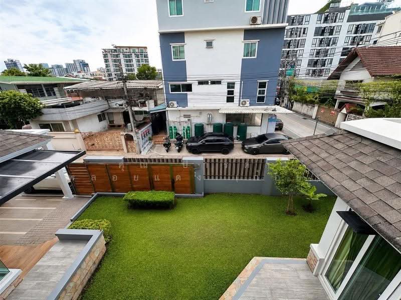 บ้านเดี่ยว 2 ชั้น 85 ตร.ว. ซอยวิภาวดีรังสิต16/29 ซอยรัชดาภิเษก19, Bangkok, ถนนวิภาวดีรังสิต, Din Daeng, Bangkok, 4 Bedrooms, 350 sqm, Single Detached House For Sale, by คุณ ปารดา พลอยแดง (ก้อย), 500548451 - DDproperty.com