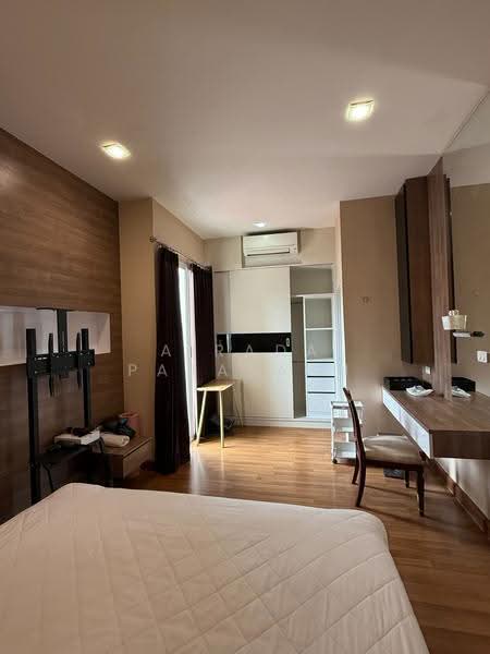 Golden Town Watcharapol-Sukhapiban 5, Bangkok, Sukhaphiban 5 Road, O-Ngoen, Sai Mai, Bangkok, 4 Bedrooms, 131 sqm, Townhouse For Rent, by Airada Parasarn, 500548460 - DDproperty.com
