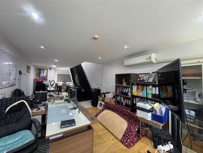 เวิร์คเพลส เพชรเกษม 81, Bangkok, ถนนเพชรเกษม, Nong Kang Plu, Nong Khaem, Bangkok, 2 Bedrooms, 150 sqm, Townhouse For Sale, by คุณ ผ่องใส เปาะทอง (อัญ), 500548475 - DDproperty.com