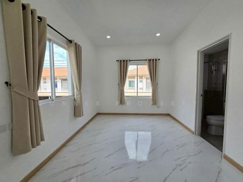 I Leaf Town Lumlukka Klong 3, Pathum Thani, Lam Luk Ka, Pathum Thani, 4 Bedrooms, 110 sqm, Townhouse For Sale, by Connex Property, 500548574 - DDproperty.com