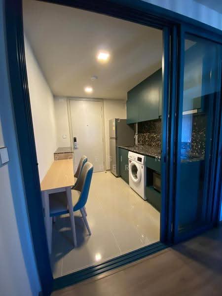 The Base Sukhumvit 50, Bangkok, Soi Roem Charoen 1, Sukhumvit 50 Road, Phra Kanong, Khlong Toei, Bangkok, Studio, 26 sqm, Condo For Rent, by Rosesirin Expert, 500548807 - DDproperty.com