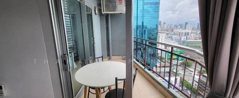 Supalai Park Ekkamai-Thonglor, Bangkok, Petchaburi Road, Bang Kapi, Huai Khwang, Bangkok, 2 Bedrooms, 82 sqm, Condo For Rent, by Thanakit Pongpit, 500548859 - DDproperty.com