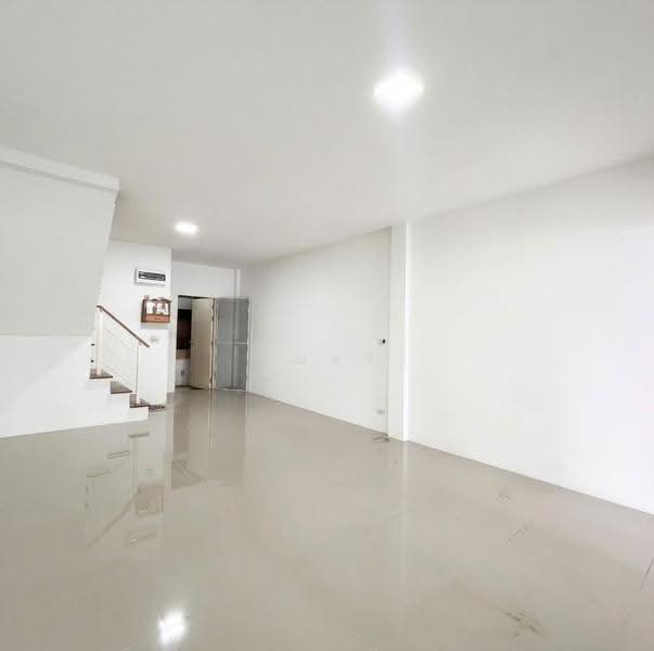 ประภัสสร แกรนด์วิลล์ 24-25, Chon Buri (Pattaya), Bang Nang, Phan Thong, Chon Buri (Pattaya), 2 Bedrooms, 90 sqm, Townhouse For Sale, by คุณตรี, 500548952 - DDproperty.com