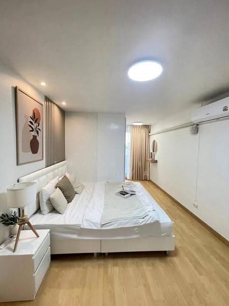 Baan Vipavee, Bangkok, 4 Soi Chok Chai Ruam Mit, Jom Phon, Chatuchak, Bangkok, 2 Bedrooms, 57 sqm, Condo For Rent, by Thananith Ittitulyapong, 500548980 - DDproperty.com