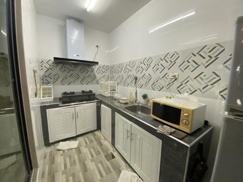 วีคอมพาวด์ รังสิต ติวานนท์, Pathum Thani, Bang Kadi, Muang Pathum Thani, Pathum Thani, 2 Bedrooms, 110 sqm, Townhouse For Rent, by สุประวีณ์ อนันต์รักษ์, 500548996 - DDproperty.com