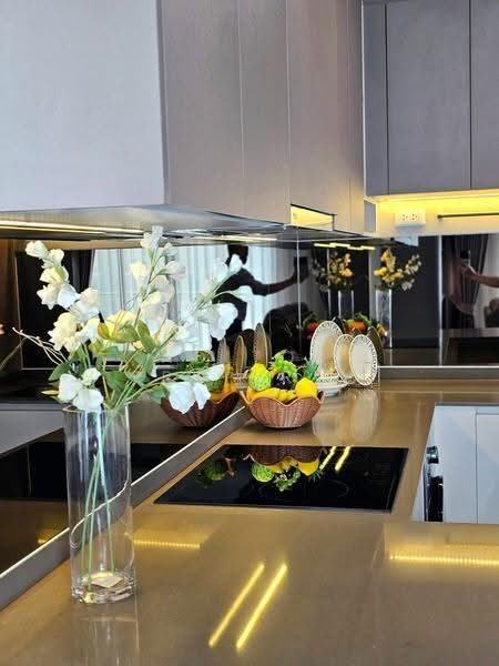 IDEO Chula-Samyan, Bangkok, Si Phraya Road, Maha Phrutharam, Bang Rak, Bangkok, 2 Bedrooms, 71 sqm, Condo For Sale, by Holtop Property, 500549047 - DDproperty.com