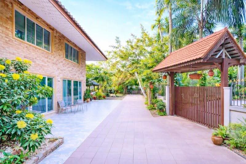 ไม่พบโครงการ, Chon Buri (Pattaya), สุขุมวิท, Bang Phra, Si Racha, Chon Buri (Pattaya), 3 Bedrooms, 300 sqm, Single Detached House For Rent, by ณัฐพงศ์ สุนทรอรุณ, 500549059 - DDproperty.com