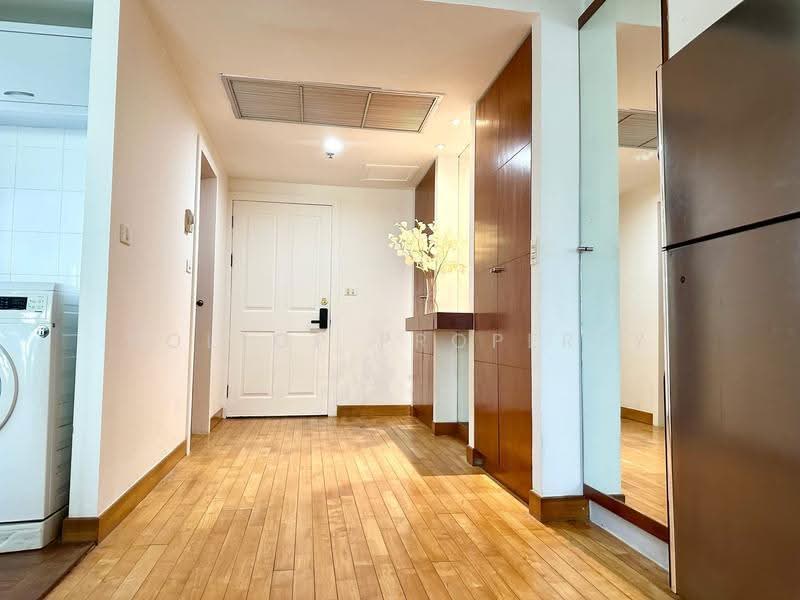 The Grand Regent, Bangkok, 2 2/399 Soi Mahatlek Luang 2, Lumphini, Pathum Wan, Bangkok, Studio, 38 sqm, Condo For Rent, by Holtop Property, 500549072 - DDproperty.com