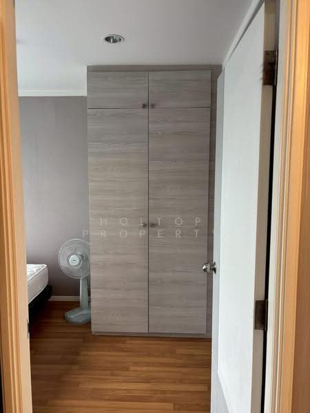 Lumpini Park Rama 9-Ratchada, Bangkok, 888 Chaturathit Road, Bang Kapi, Huai Khwang, Bangkok, 1 Bedroom, 31 sqm, Condo For Sale, by Holtop Property, 500549091 - DDproperty.com