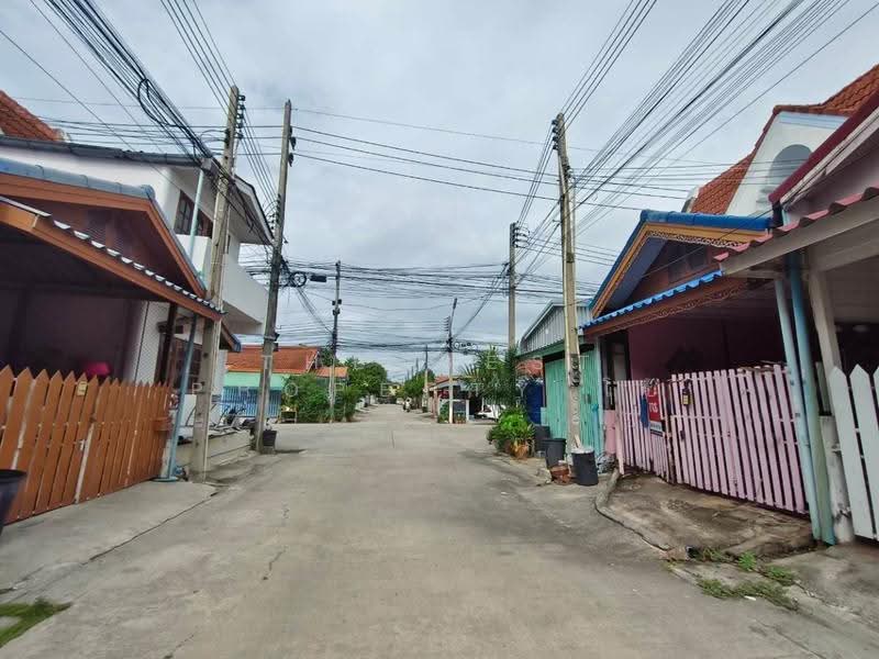 สิรารมย์3 บางปะกง (Sirarom3 Bangpakong), Chachoengsao, Bang Samak, Bang Pakong, Chachoengsao, 2 Bedrooms, 100 sqm, Townhouse For Sale, by The Best Property โบ, 500549108 - DDproperty.com