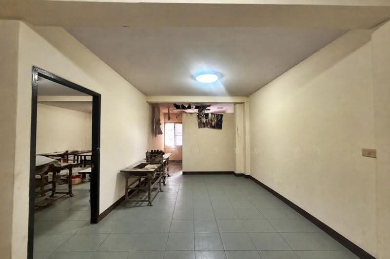 หมู่บ้านกรุงทอง 5 นวมินทร์ 111, Bangkok, นวมินทร์ 111, Nawamin, Bueng Kum, Bangkok, 3 Bedrooms, 130 sqm, Townhouse For Sale, by สง่าชัย ไทรทองคำ, 500549115 - DDproperty.com