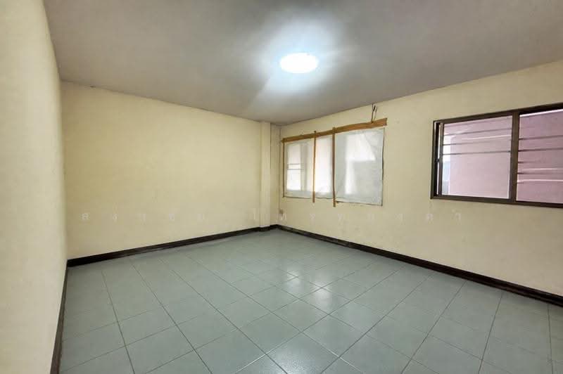หมู่บ้านกรุงทอง 5 นวมินทร์ 111, Bangkok, นวมินทร์ 111, Nawamin, Bueng Kum, Bangkok, 3 Bedrooms, 130 sqm, Townhouse For Sale, by สง่าชัย ไทรทองคำ, 500549115 - DDproperty.com