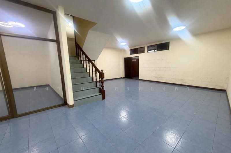 หมู่บ้านกรุงทอง 5 นวมินทร์ 111, Bangkok, นวมินทร์ 111, Nawamin, Bueng Kum, Bangkok, 3 Bedrooms, 130 sqm, Townhouse For Sale, by สง่าชัย ไทรทองคำ, 500549115 - DDproperty.com