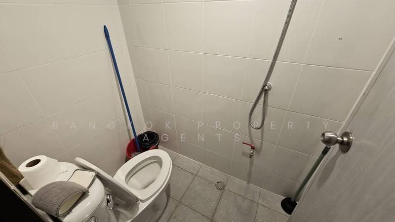 Dera Mansion, Bangkok, 23 Soi Sukhumvit 18, Khlong Toei, Bangkok, 4 Bedrooms, 650 sqm, Condo For Rent, by BANGKOK PROPERTY AGENTS, 500549117 - DDproperty.com